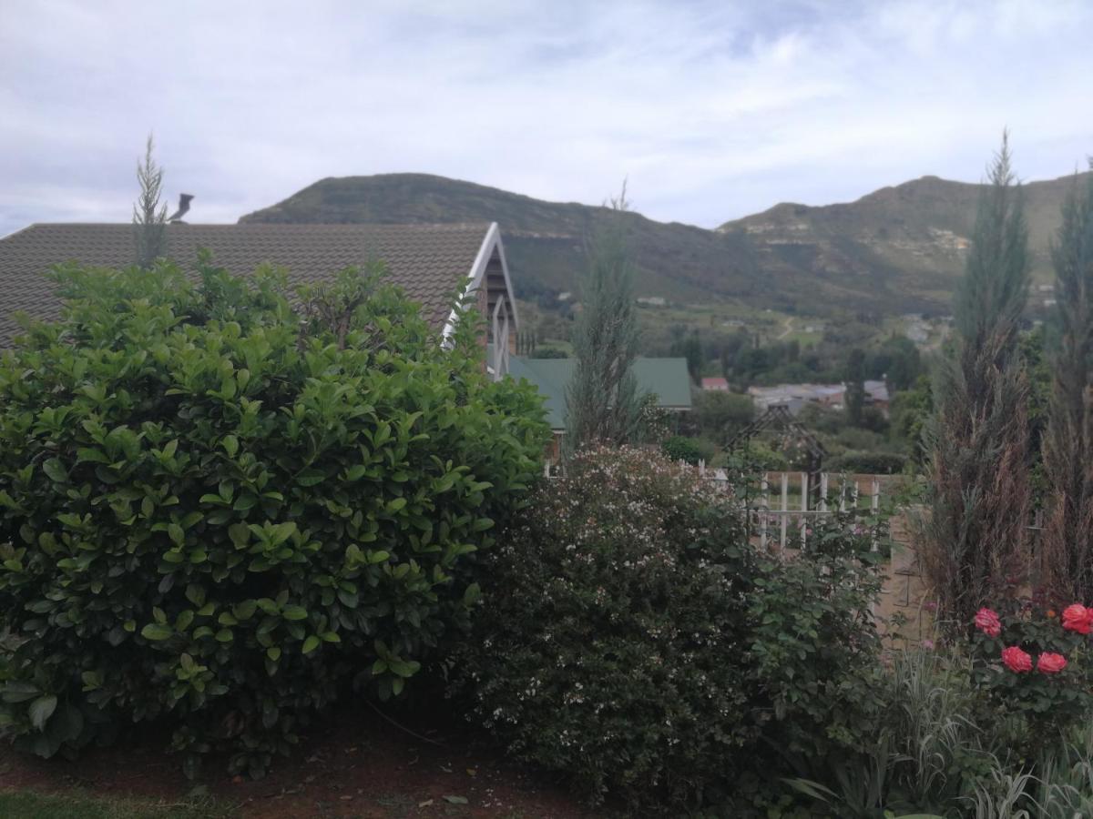 Clarens Cottages Eksteriør billede